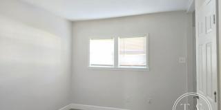 Charming 4-bedroom home near Savannah's Historic District! Gallery 19