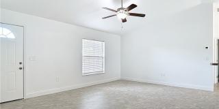 18522 Robinson Avenue Gallery 2