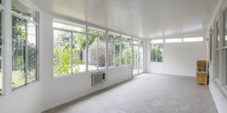 Charming single story home in heart of Reseda Gallery 12