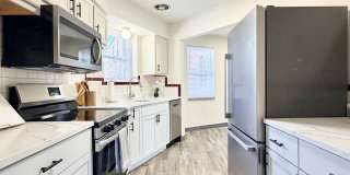 7180 Jamieson Ave Gallery 1