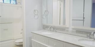 32221 N ALIPAZ Street Gallery 16