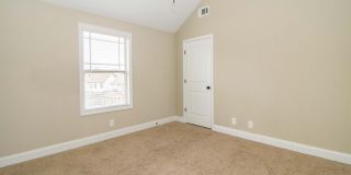 3338 N Henderson Way Gallery 7