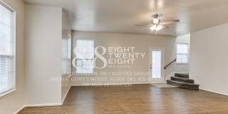 PRELEASING NOW FOR JULY 2026! Amazing 3 Bed/2.5 Bath/2-Car Garage Condo Minutes from Campus! Gallery 9