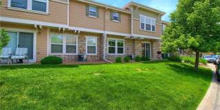 Bright Open-Concept Condo with 1-Car Garage in Prime Commuter Location Gallery 26