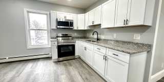 121 Oak Street Gallery 3