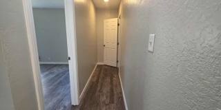 2661 Commercial Street Gallery 12