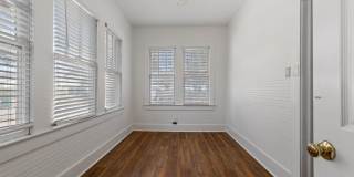 302 Versailles Boulevard Gallery 16