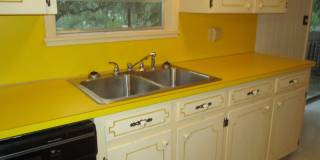 3/2 w/Large Back Yard in Village West! Gallery 11