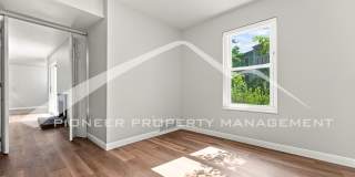 Spacious Condo with Central AC and Washer/Dryer Gallery 18