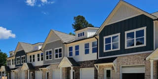 New Construction Townhome for Rent in Forest Park Gallery 3