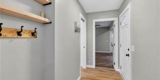 2329 Reynolds Street Gallery 19