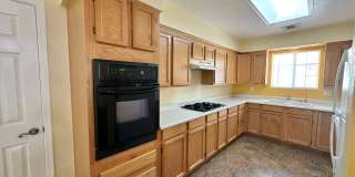 Great 3 Bedroom, 2 Bathroom Home in Quiet Neighborhood! Gallery 15