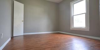 Charming, Cozy & Full of Character! Gallery 1