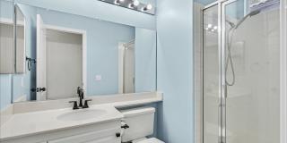 Desirable 4 Bedroom Home with Pool near Summerlin! Gallery 14