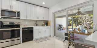 401 NE 10th Terrace Gallery 18