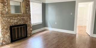 Charming 2 Bedroom, 1 Bath Home in Tower District Charming 2 Bedroom, 1 Bath Home in Tower District Gallery 3