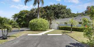 1329 Chippewa Street Gallery 32