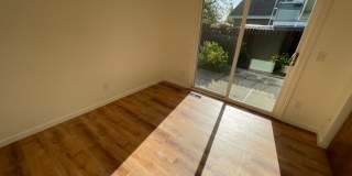 Spacious three bedroom home in desirable Windsor neighborhood! Gallery 31