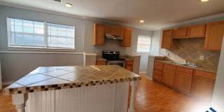 Spacious 4-bedroom 1.5 bath home AVAILABLE NOW! Gallery 3