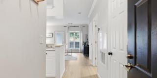 4560 STRUTFIELD Lane Gallery 2