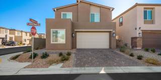 Modern Living + Private Casita + Solar Savings! Gallery 1