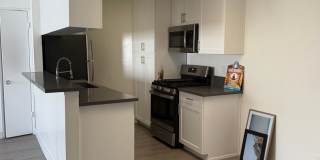1525 North Kenmore Avenue Gallery 4