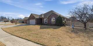 701 E Boston Street Gallery 2