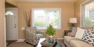 Brentwood Park Townhomes and Apartments Gallery 13