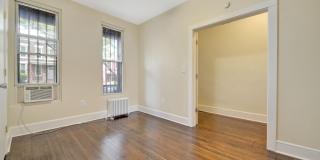 618 COLUMBIA Road NW Gallery 2
