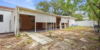 Spacious 4BR Corner Lot Home in Temple Terrace – Fenced Yard & 2-Car Garage Gallery 25