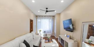 2028 Hamlin Gallery 3