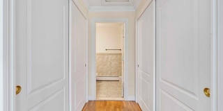 17 Skymark Court Gallery 17