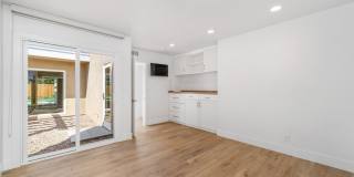 REMODELED 4 BD/3.5 BA RANCH STYLE HOME IN DOVER SHORES Gallery 24