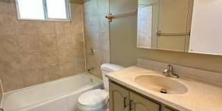 6046 S 4000 W - Duplex Gallery 17