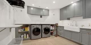 103 East Chestnut Street Gallery 45