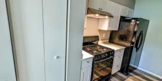 1703-B FOUNTAIN ROCK Way Gallery 13