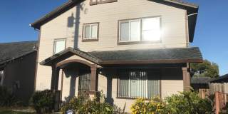 4 Bed 2 1/2 Half Bath Two Story Beauty! 4 Bed 2 1/2 Half Bath Two Story Beauty! Gallery 1