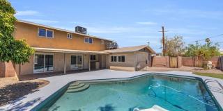 6 Bedrooms, 3 Bath,  Pool CLOSE TO ASU (Rural & Broadway) Gallery 6