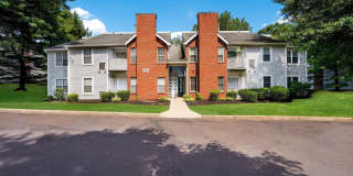 907 DIAMOND Drive Gallery 1