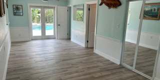 Beautiful 2/2 with dock and boat access Gallery 29