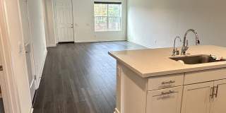 140 Farmhouse Drive Gallery 3