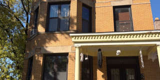 1900 N Keeler Avenue Gallery 1