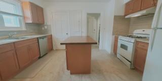 32 Columbus Avenue Gallery 1