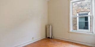 5126 S Greenwood Avenue Gallery 13