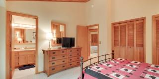 3 Bedroom 2 Bath Fully Furnished - Sunriver Oregon Gallery 18