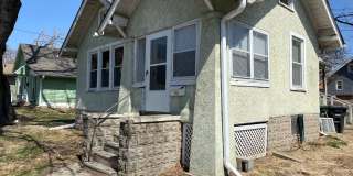 2 bed 1 bath house $995 Gallery 1