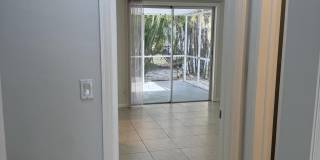 6575 NE 7th Avenue Gallery 18