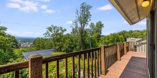 2-Bedroom, 2-Bathroom Condo with Stunning Downtown Views Gallery 26