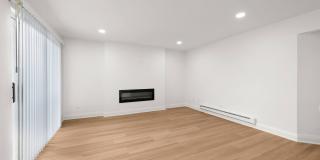 220-248 S. Rush Street Gallery 26