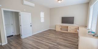 Unique 4-Bedroom, 3-story Live/Work Townhouse in the lushly landscaped Villa Metro Community! Gallery 5